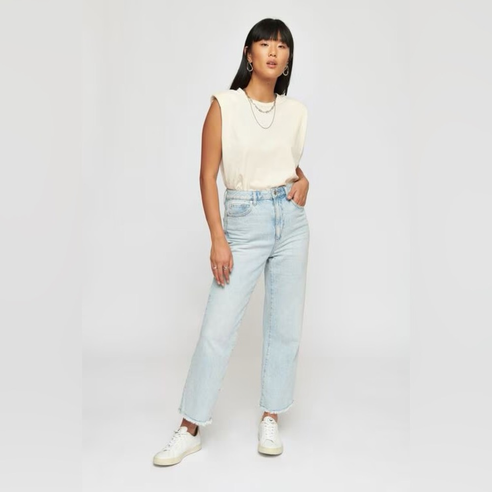 Light Wash Tyra Wide Leg Jeans / Size 25
